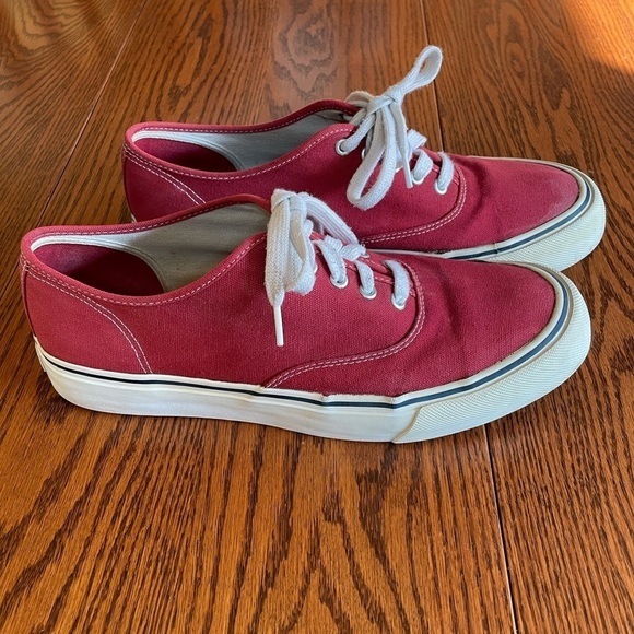 Bass Other - Red Bass Classics by GH Bass and Co. size 11.5M good condition